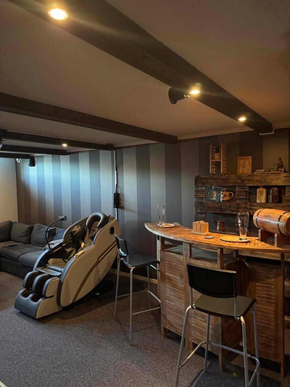 "Klippstigen" Villa For 10 Persons With Massage Chair, Sauna And Billiard Table Hultsfred Exterior foto